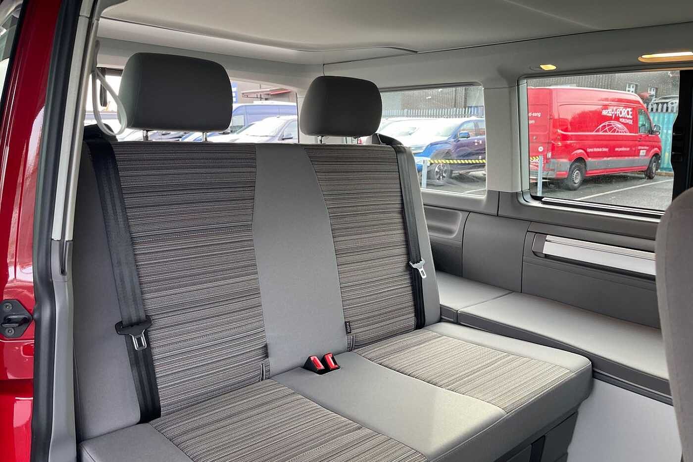 Volkswagen California Diesel Estate 2.0 TDI Beach Tour 5dr DSG