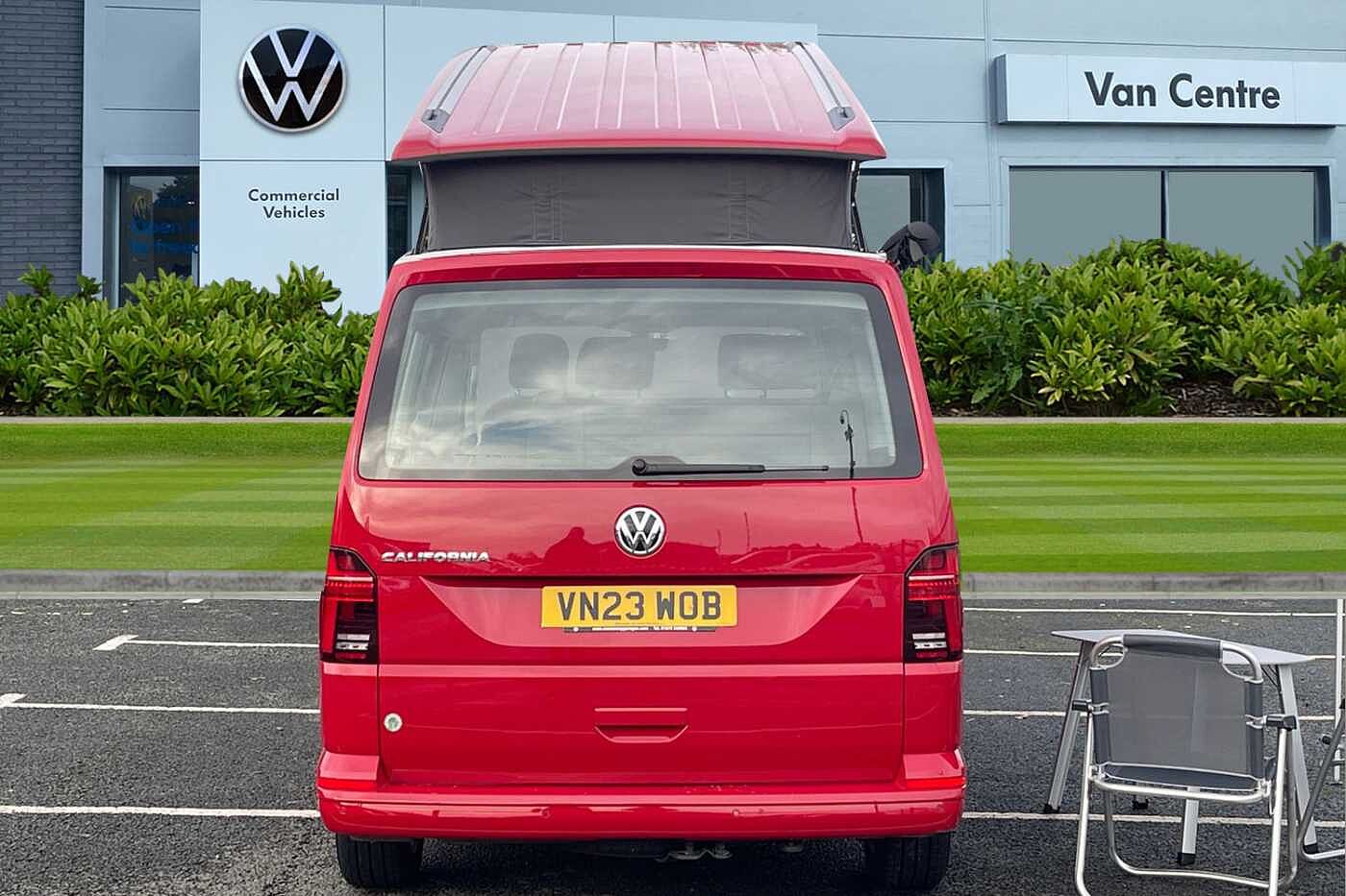 Volkswagen California Diesel Estate 2.0 TDI Beach Tour 5dr DSG