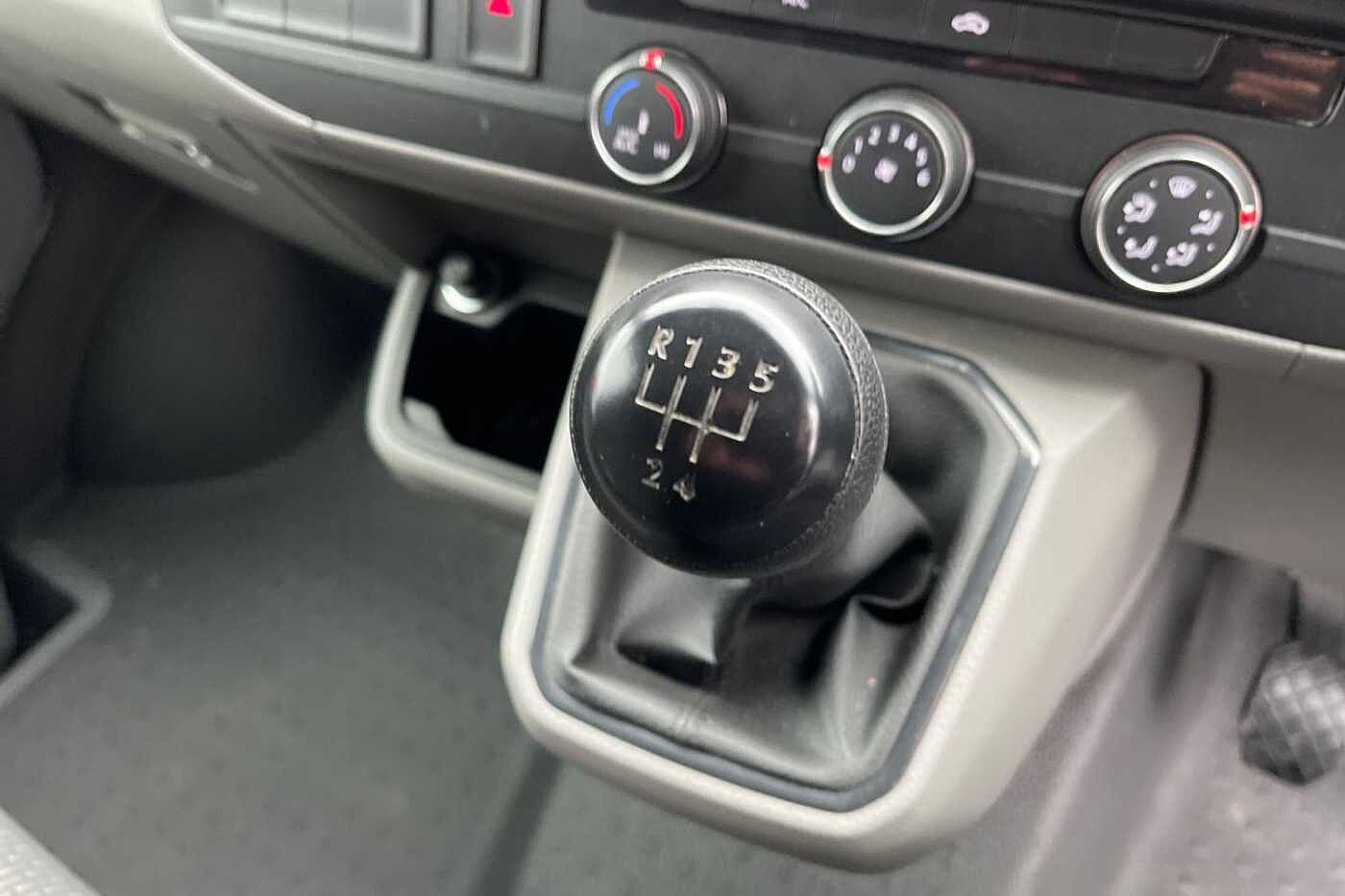 Volkswagen Transporter 2.0TDI 110ps T28 Highline BMT SWB PV