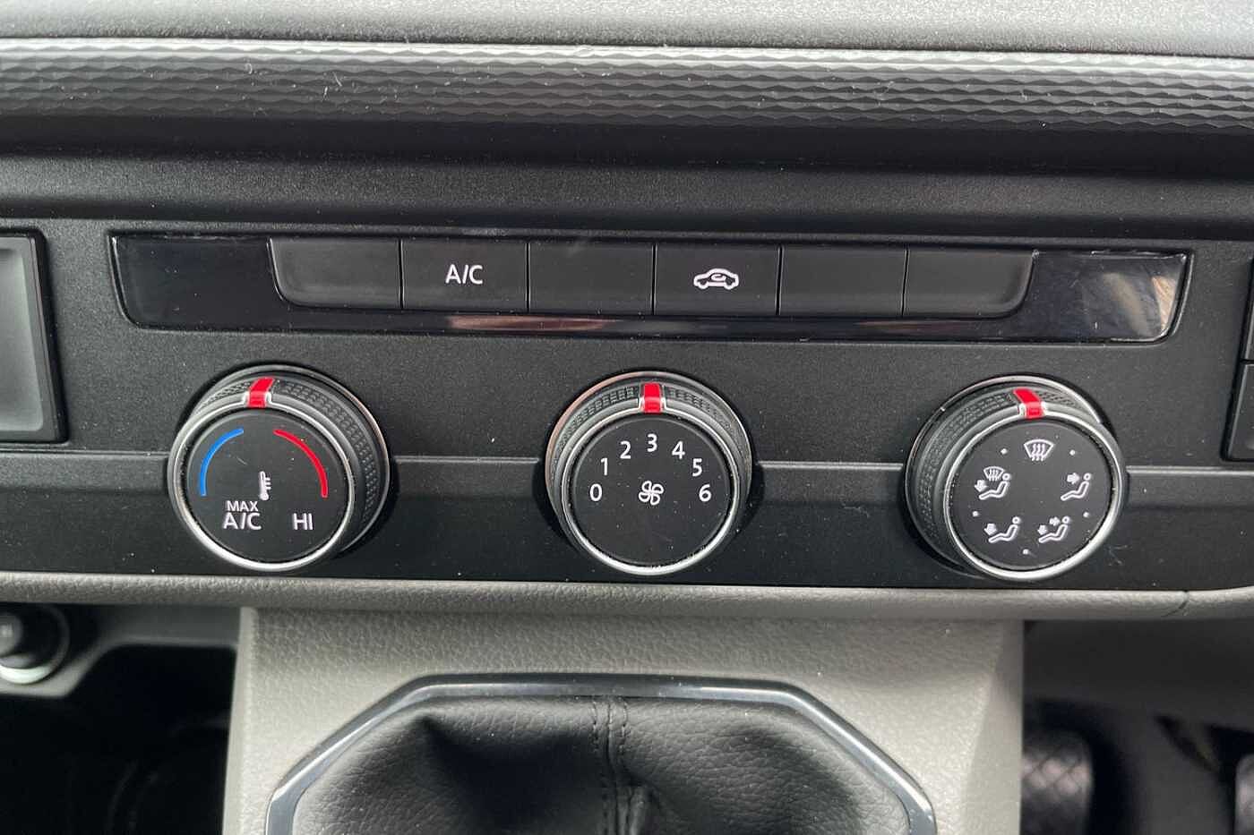 Volkswagen Transporter 2.0TDI 110ps T28 Highline BMT SWB PV