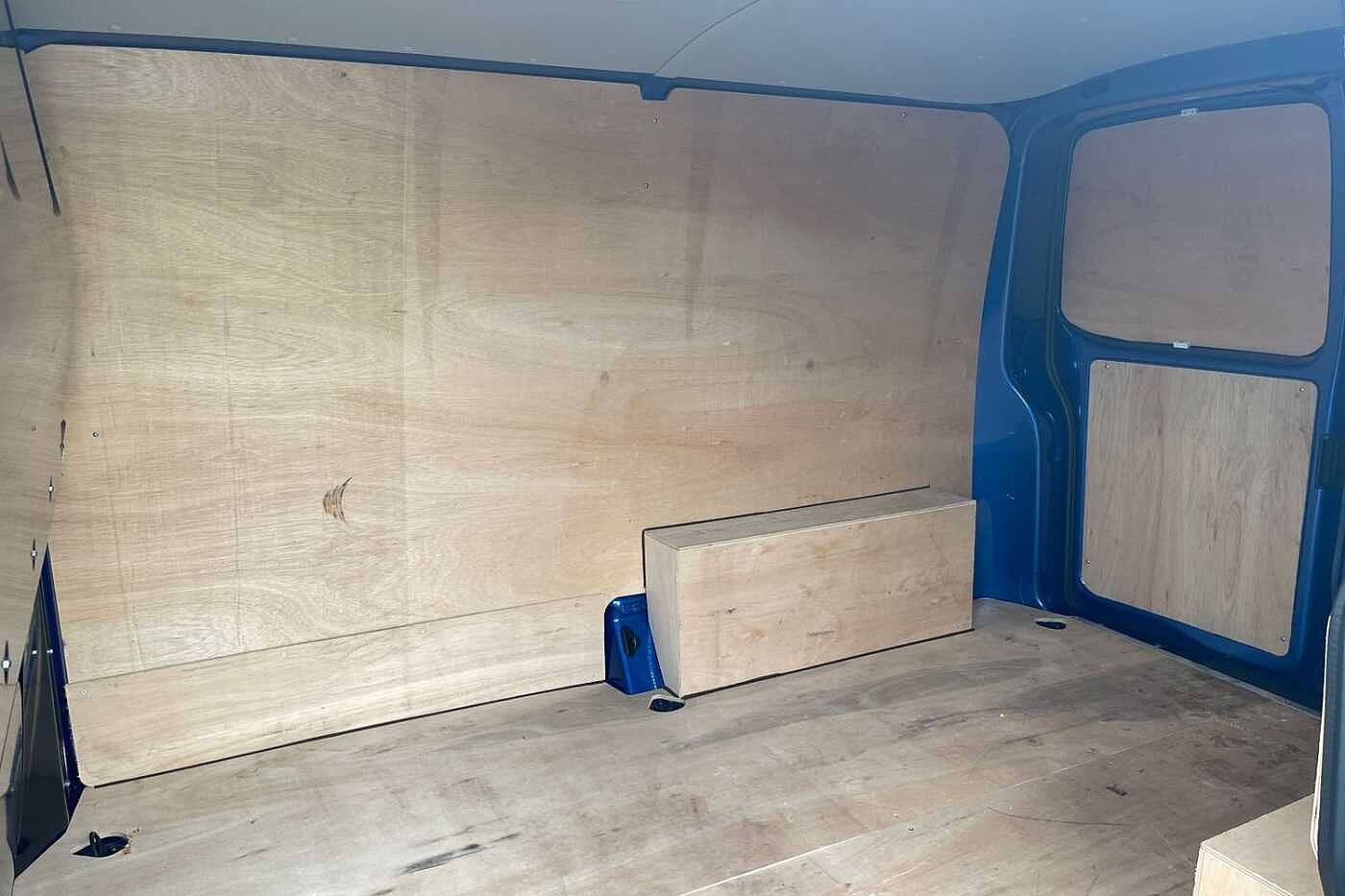 Volkswagen Transporter 2.0TDI (150PS)Eu6 T30 Highline SWB PV