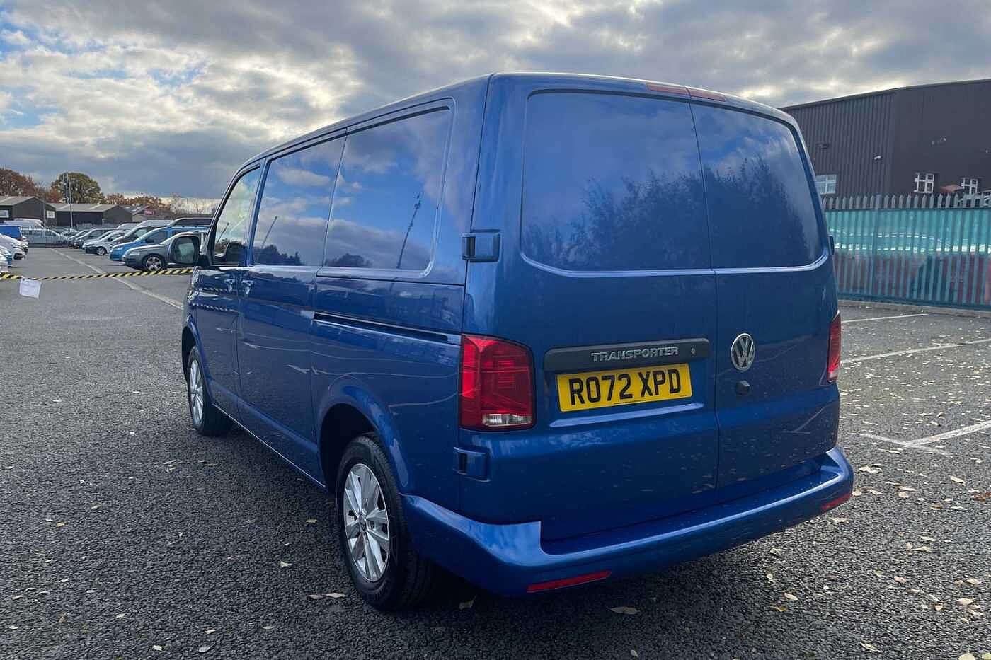 Volkswagen Transporter 2.0TDI (150PS)Eu6 T30 Highline SWB PV