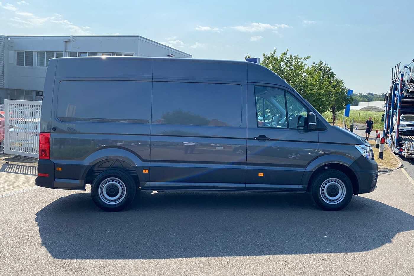 Volkswagen Crafter Cr35 Mwb Diesel Fwd Trendline