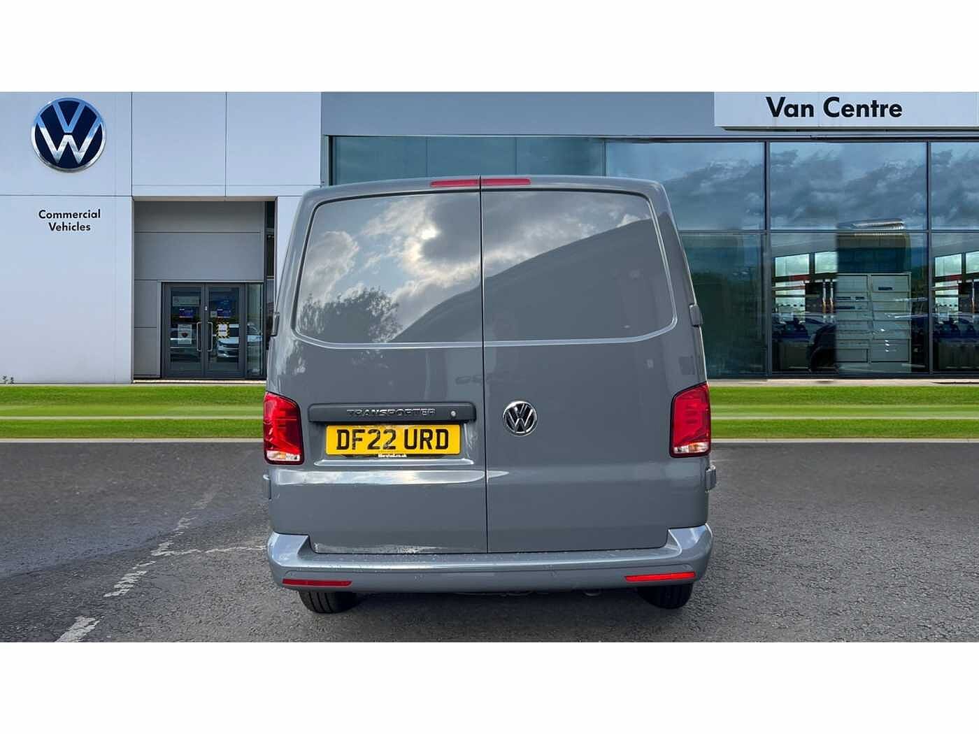Volkswagen Transporter T28 Panel van Highline SWB 110 PS 2.0 TDI 5sp Manual