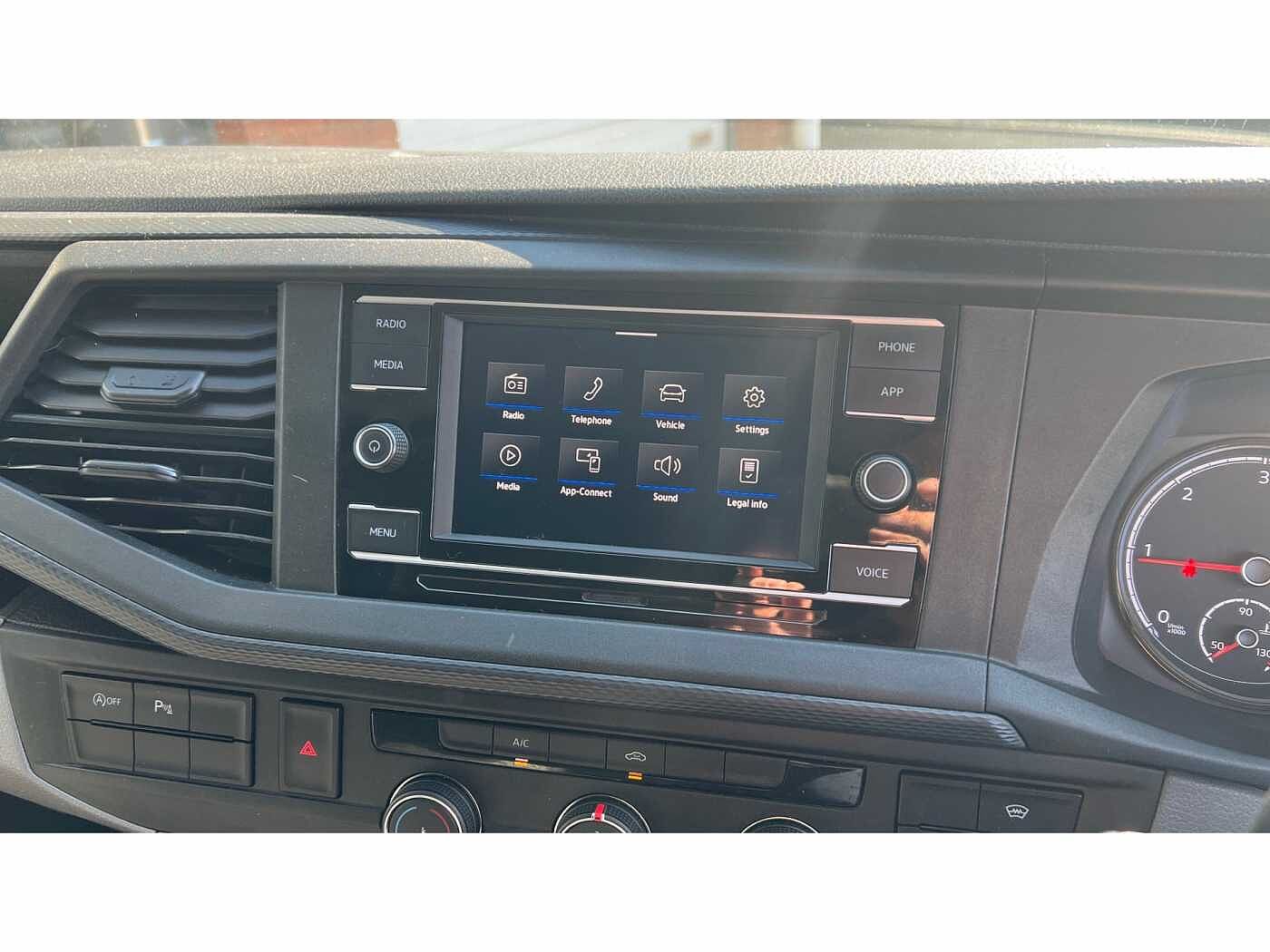 Volkswagen Transporter T28 Panel van Highline SWB 110 PS 2.0 TDI 5sp Manual