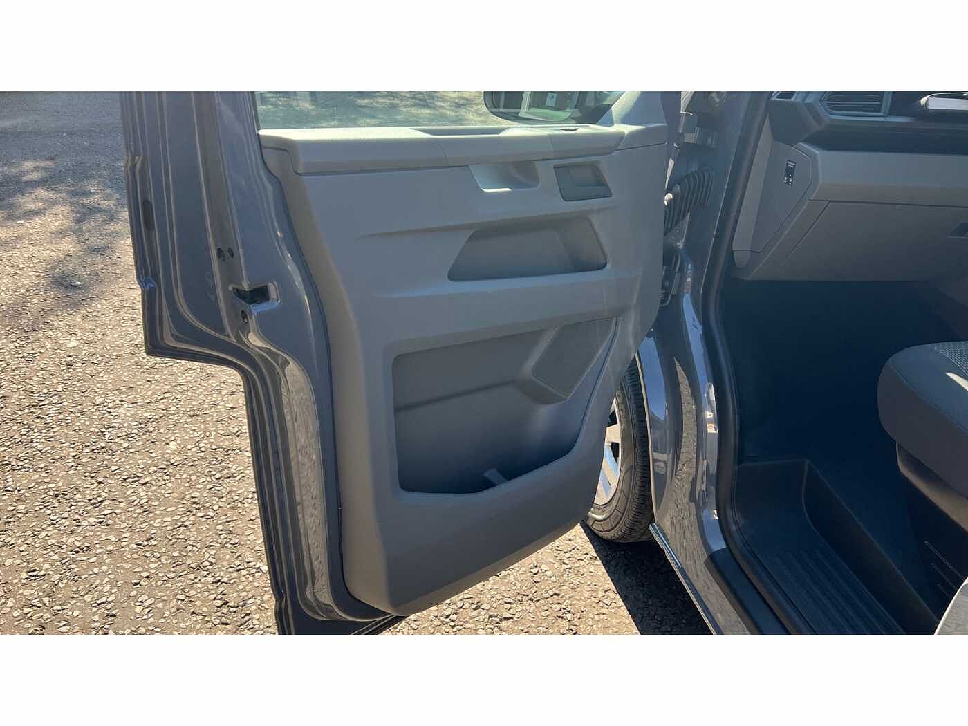 Volkswagen Transporter T28 Panel van Highline SWB 110 PS 2.0 TDI 5sp Manual