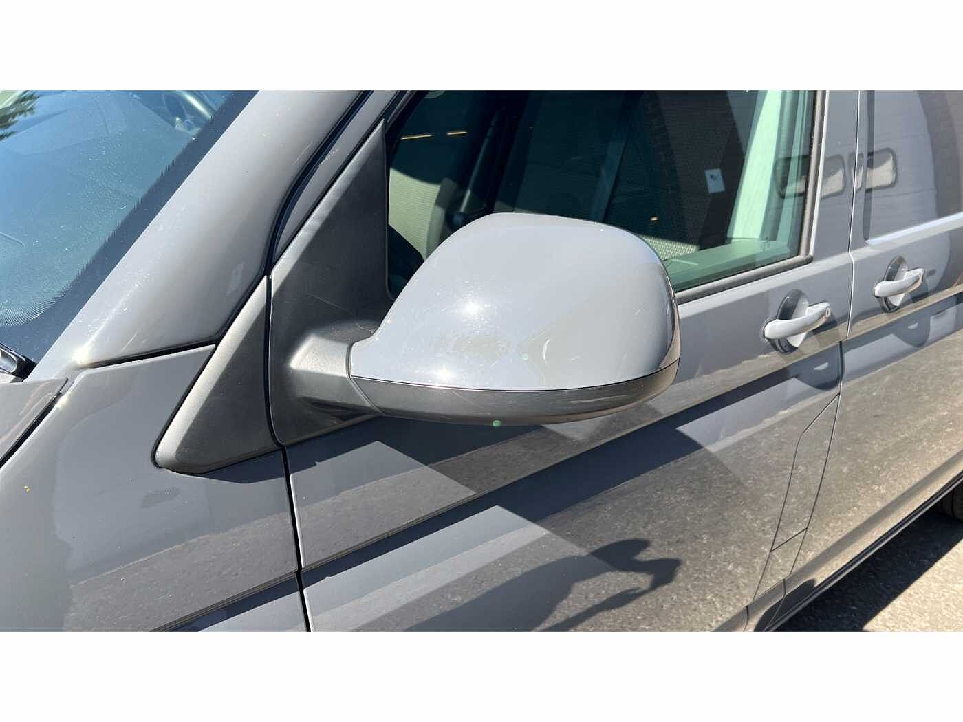 Volkswagen Transporter T28 Panel van Highline SWB 110 PS 2.0 TDI 5sp Manual