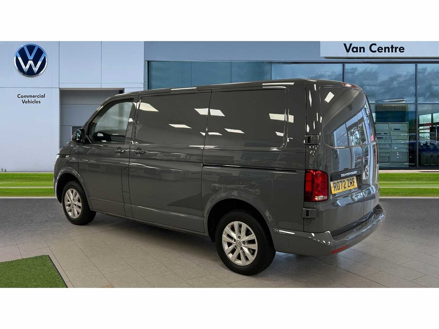 Volkswagen Transporter T28 Panel van Highline SWB 150 PS 2.0 TDI 6sp Manual