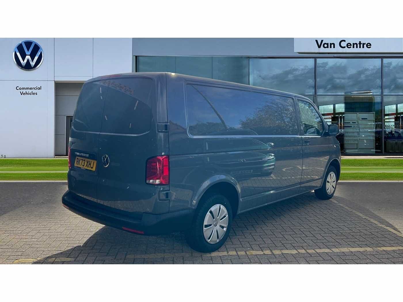 Volkswagen Transporter T30 Panel van Startline LWB 150 PS 2.0 TDI 6sp Manual