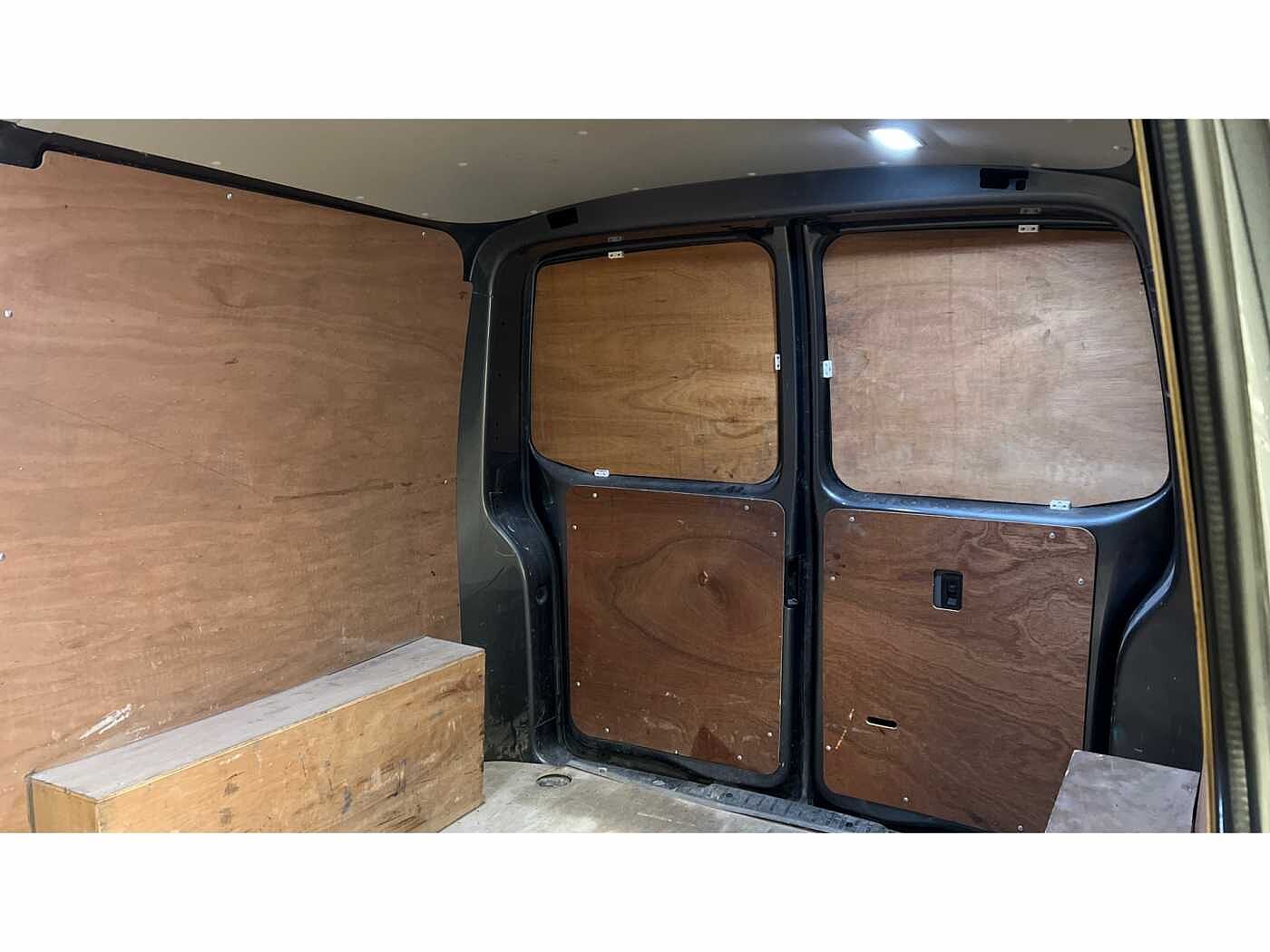 Volkswagen Transporter T28 Panel van Startline SWB 110 PS 2.0 TDI 5sp Manual