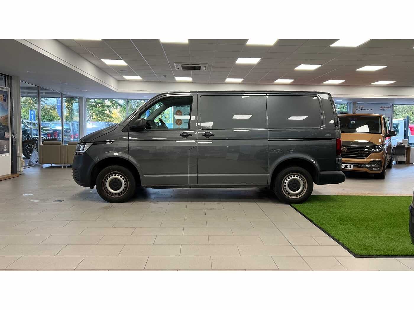 Volkswagen Transporter T28 Panel van Startline SWB 110 PS 2.0 TDI 5sp Manual