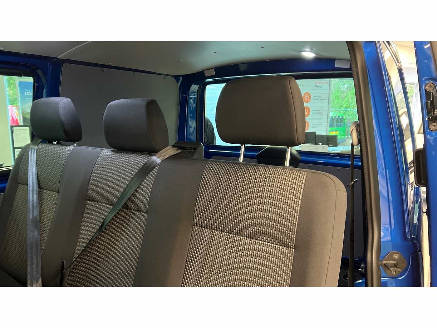 Volkswagen Transporter T30 Kombi Highline SWB 110 PS 2.0 TDI 5sp Manual