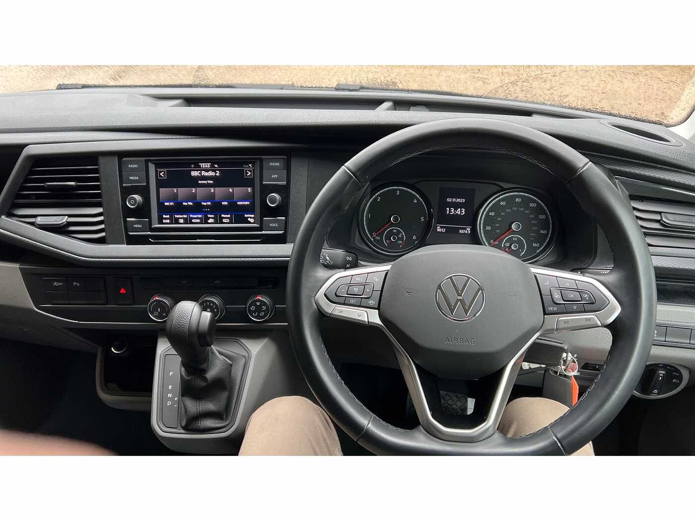 Volkswagen Transporter T32 Panel van Highline LWB 150 PS 2.0 TDI 7sp DSG