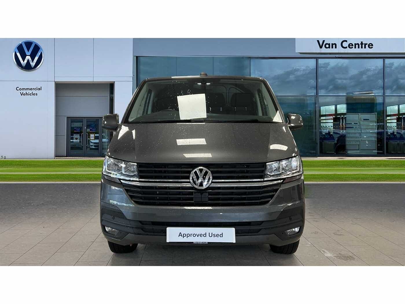 Volkswagen Transporter T32 Panel van Highline LWB 150 PS 2.0 TDI 7sp DSG