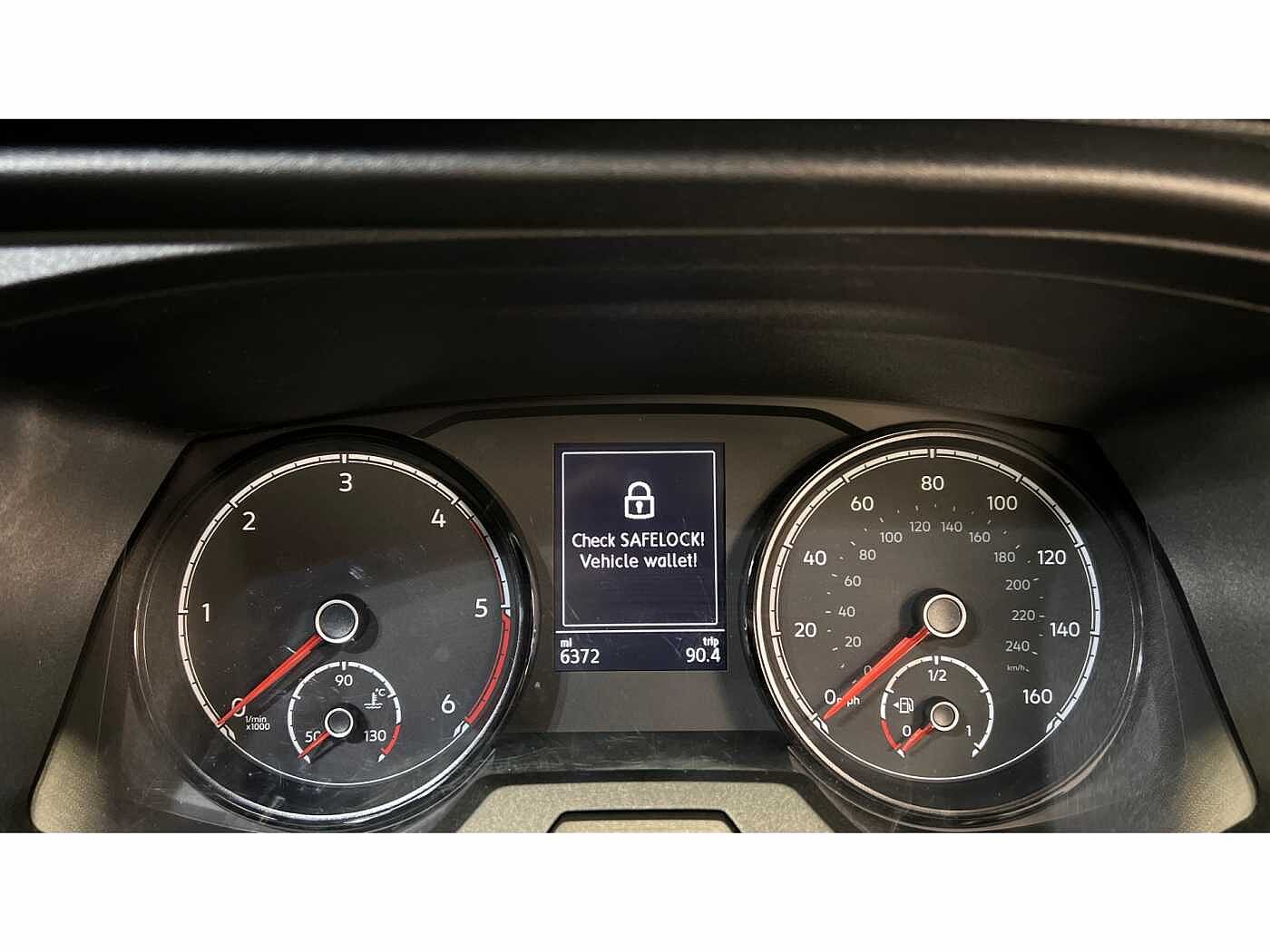 Volkswagen Transporter T32 Panel van Highline LWB 150 PS 2.0 TDI 7sp DSG