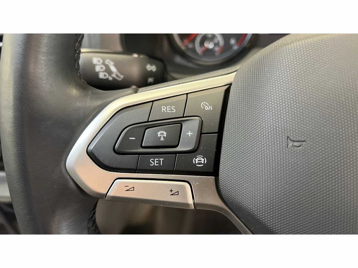 Volkswagen Transporter T32 Panel van Highline LWB 150 PS 2.0 TDI 7sp DSG