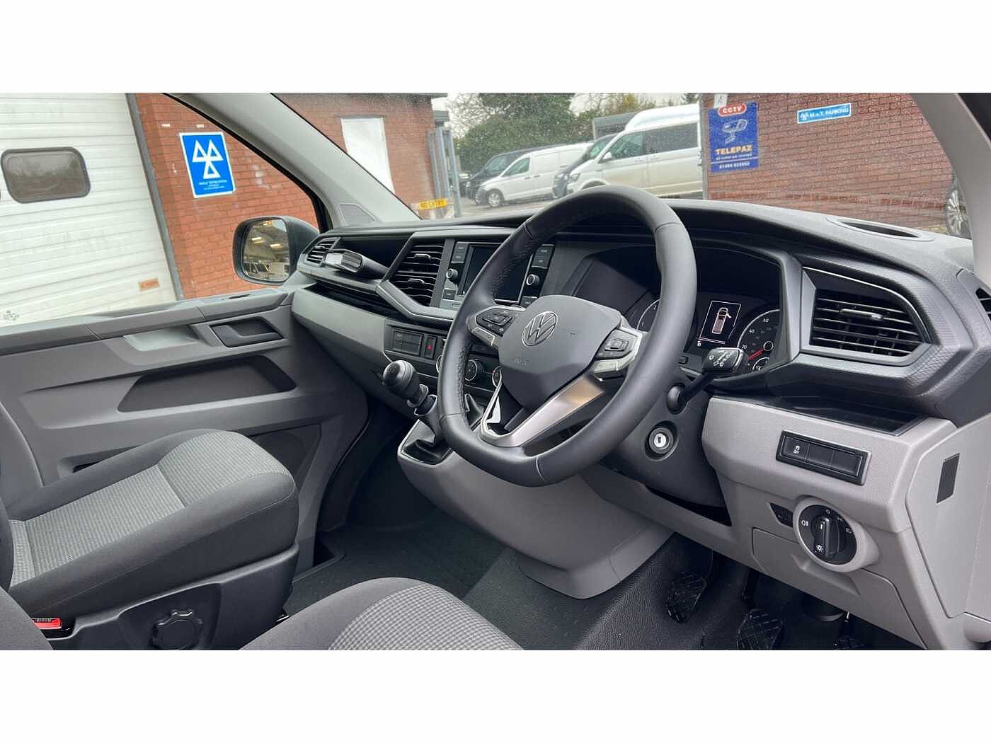 Volkswagen Transporter T30 Panel van Startline SWB 110 PS 2.0 TDI 5sp Manual