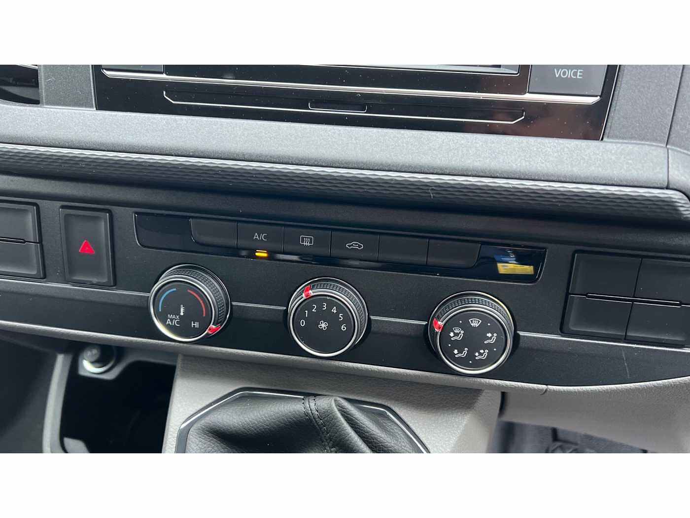 Volkswagen Transporter T30 Panel van Startline SWB 110 PS 2.0 TDI 5sp Manual