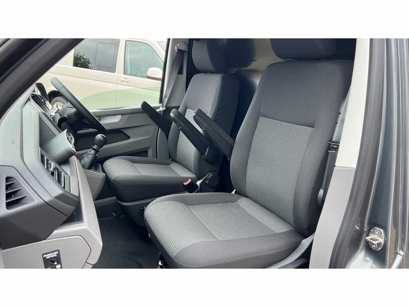 Volkswagen Transporter T30 Panel van Startline SWB 110 PS 2.0 TDI 5sp Manual