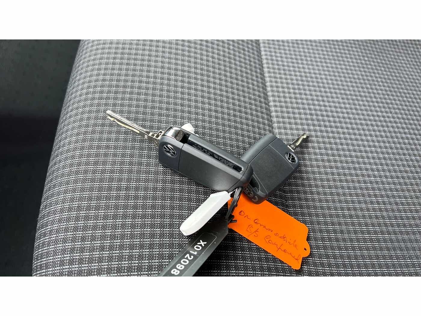 Volkswagen Transporter T30 Panel van Startline SWB 110 PS 2.0 TDI 5sp Manual