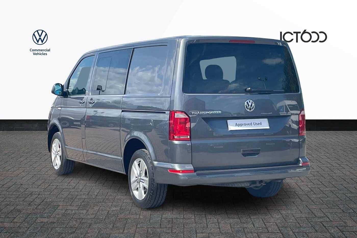 Volkswagen Transporter T32 Highline SWB EU6 150 PS 2.0 TDI BMT 7sp DSG Kombi Van