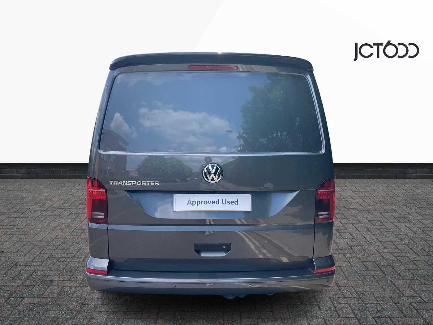 Volkswagen Transporter T32 SWB 2.0 BiTDI 204 Highline DSG