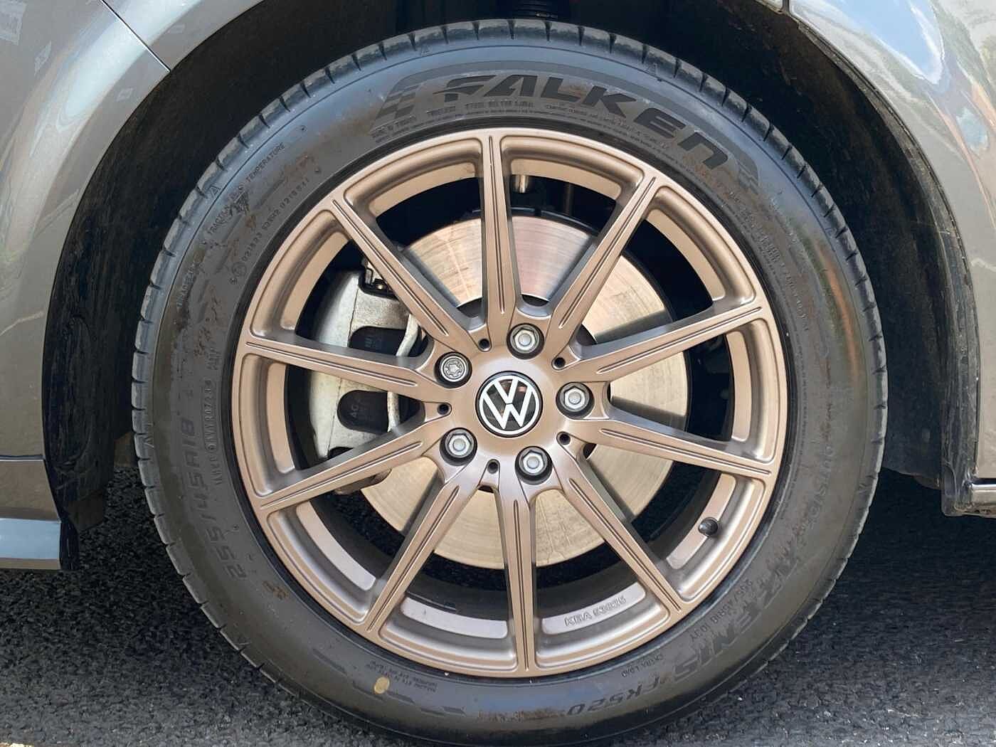Volkswagen Transporter T32 SWB 2.0 BiTDI 204 Highline DSG