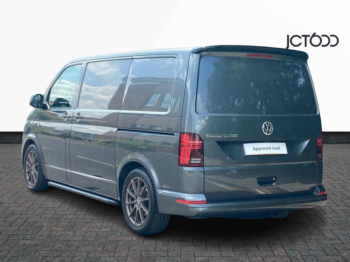 Volkswagen Transporter T32 SWB 2.0 BiTDI 204 Highline DSG