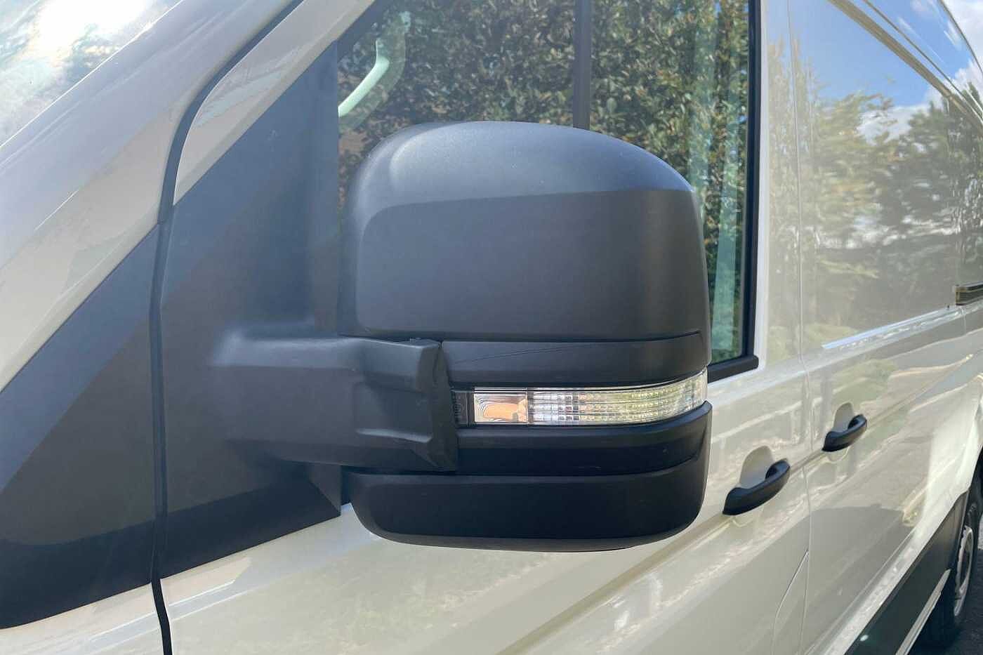 Volkswagen Crafter CR35 MWB FWD 2.0 TDI 140PS Trendline High Roof Van