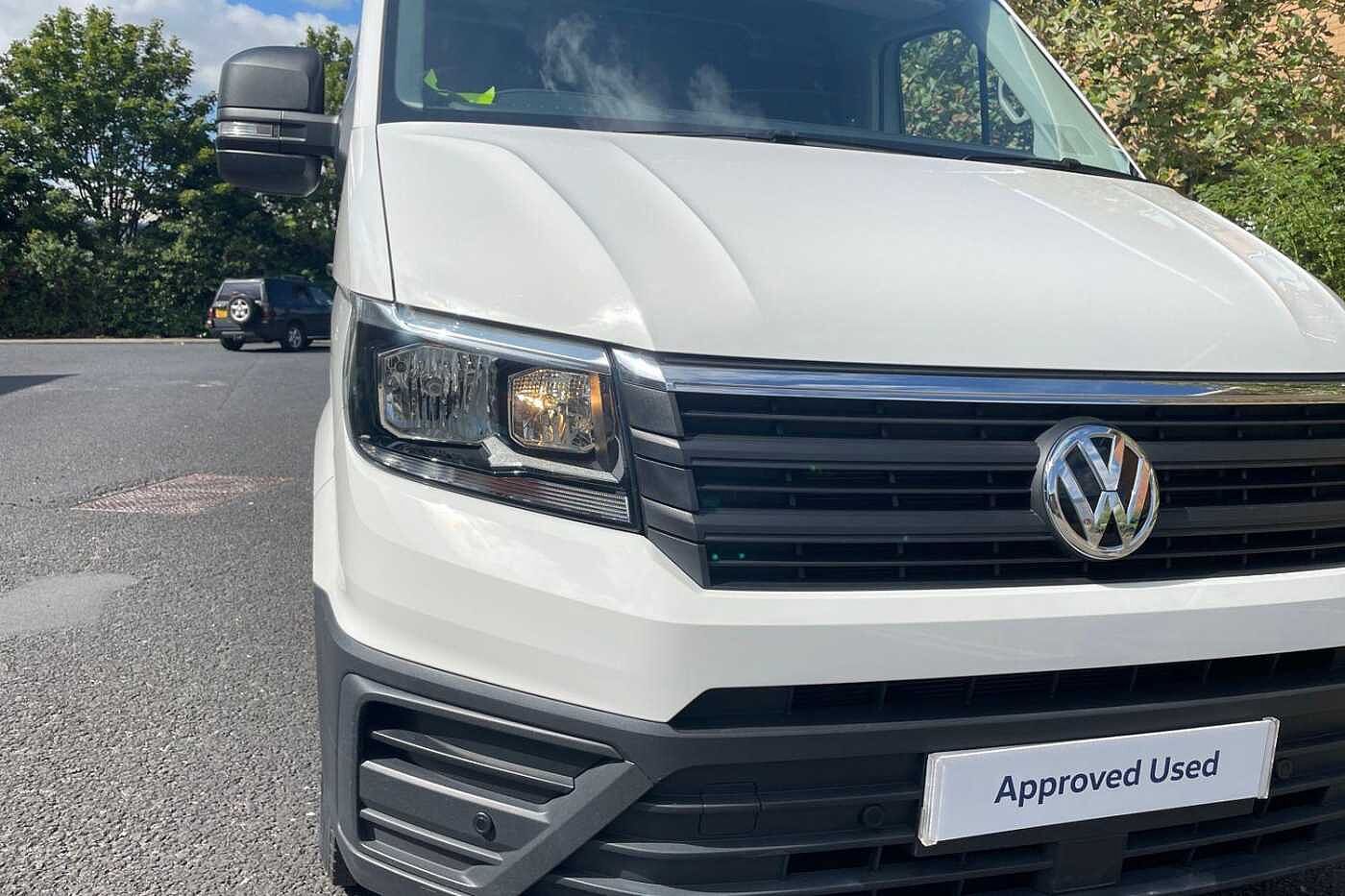 Volkswagen Crafter CR35 MWB FWD 2.0 TDI 140PS Trendline High Roof Van