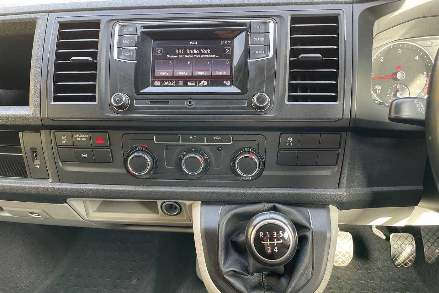 Volkswagen Transporter T28 SWB 2.0 TDI BMT 102 Highline Euro 6