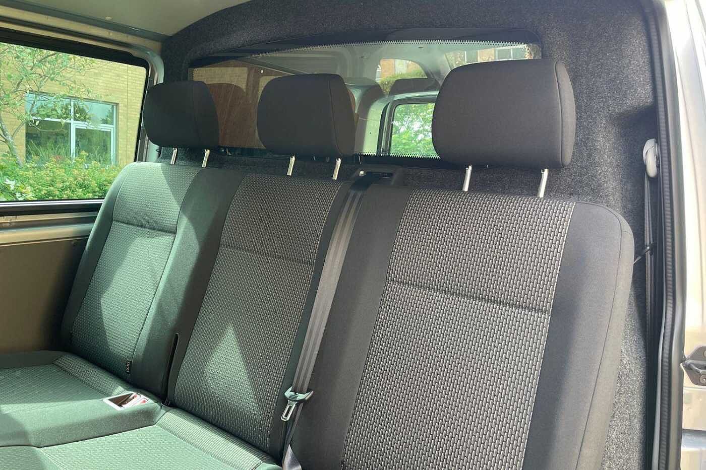 Volkswagen Transporter T30 SWB 2.0 TDI 110 Highline Kombi Van