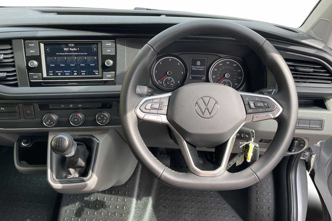 Volkswagen Transporter T30 SWB 2.0 TDI 110 Highline Kombi Van