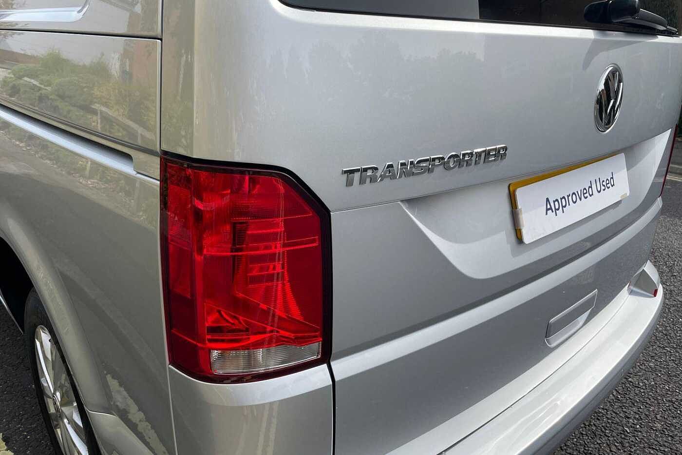 Volkswagen Transporter T30 SWB 2.0 TDI 110 Highline Kombi Van