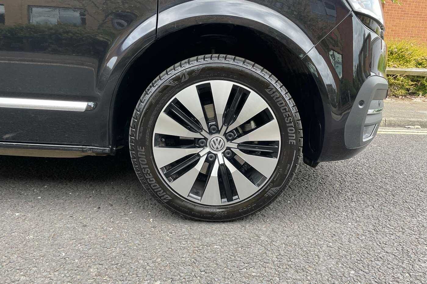 Volkswagen Caravelle 2.0 TDI Executive 150 5dr DSG