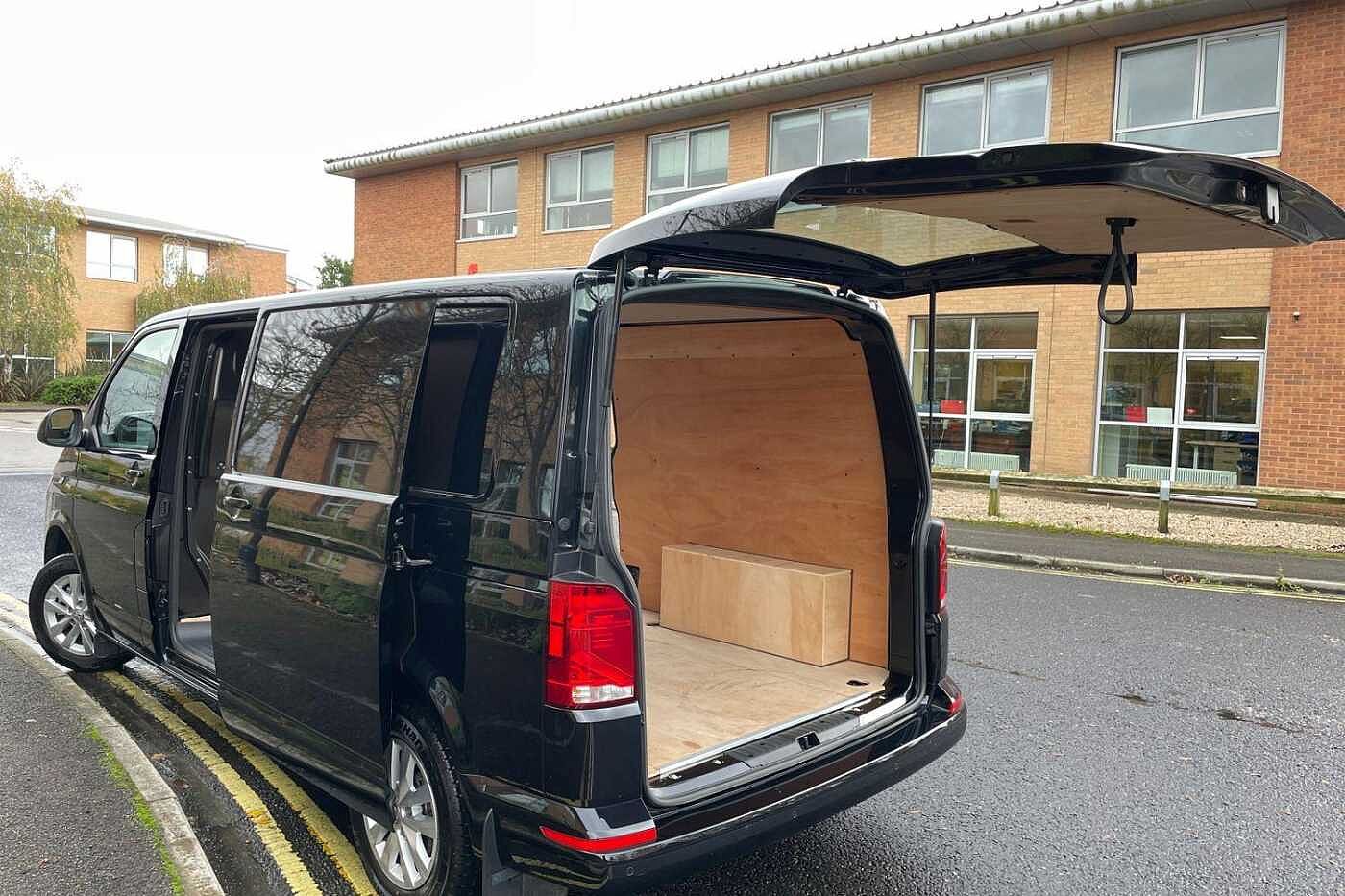 Volkswagen Transporter T30 LWB 2.0 TDI 150 Highline