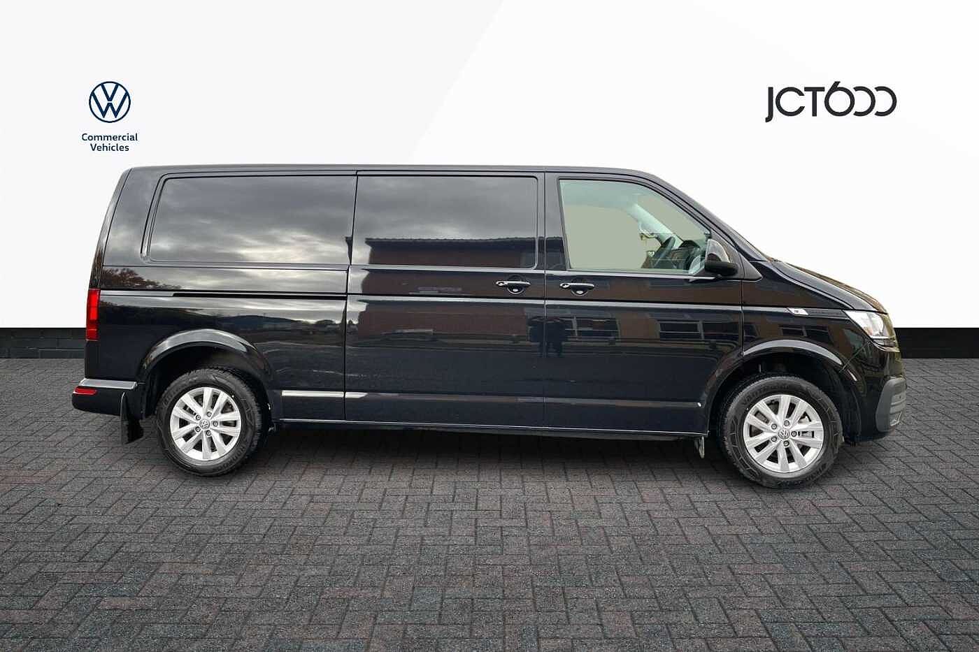 Volkswagen Transporter T30 LWB 2.0 TDI 150 Highline