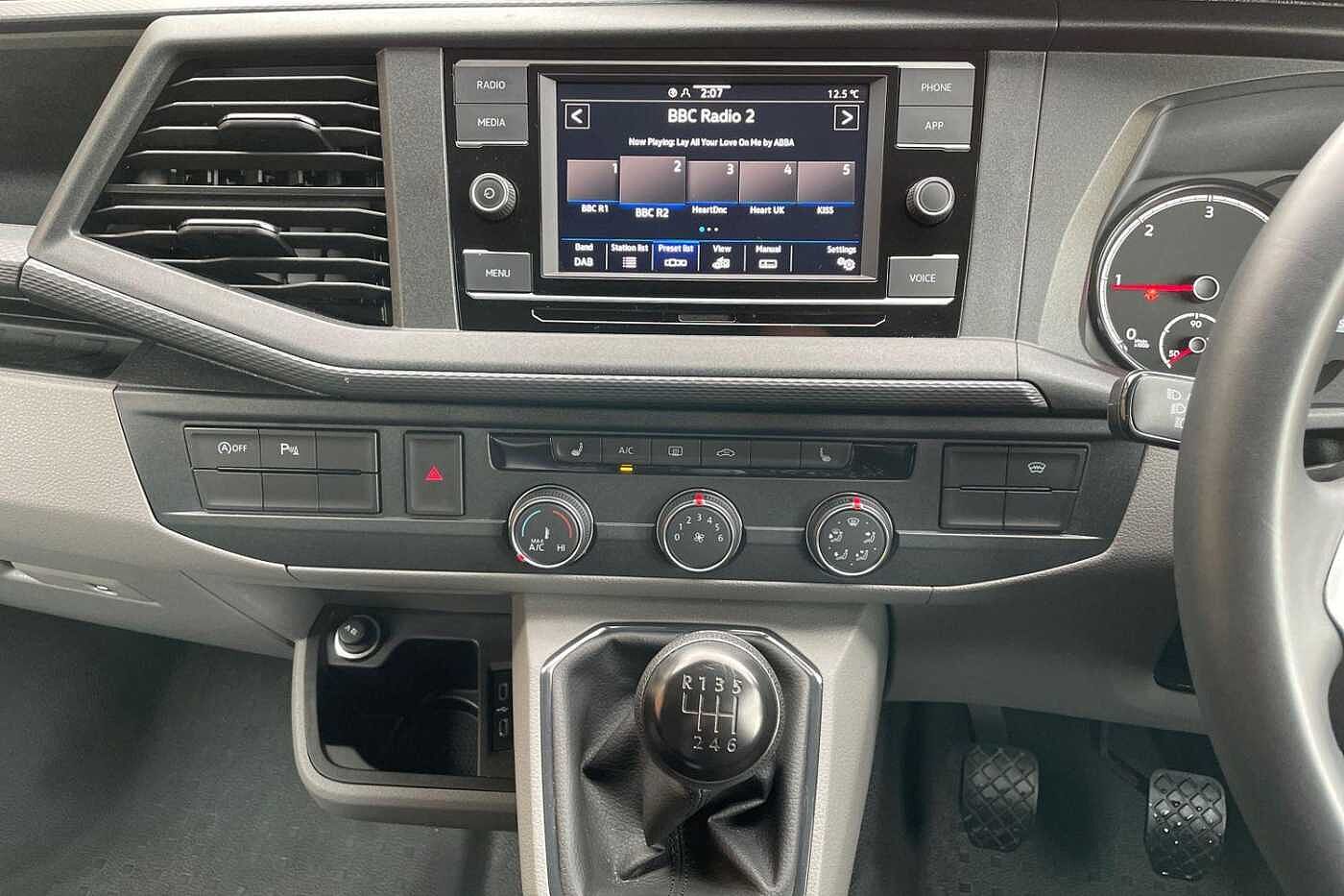 Volkswagen Transporter T30 LWB 2.0 TDI 150 Highline