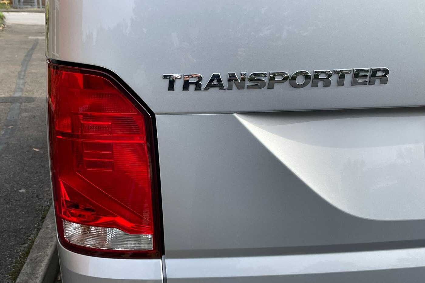 Volkswagen Transporter T30 Kombi Highline SWB 110 PS 2.0 TDI 5sp Manual