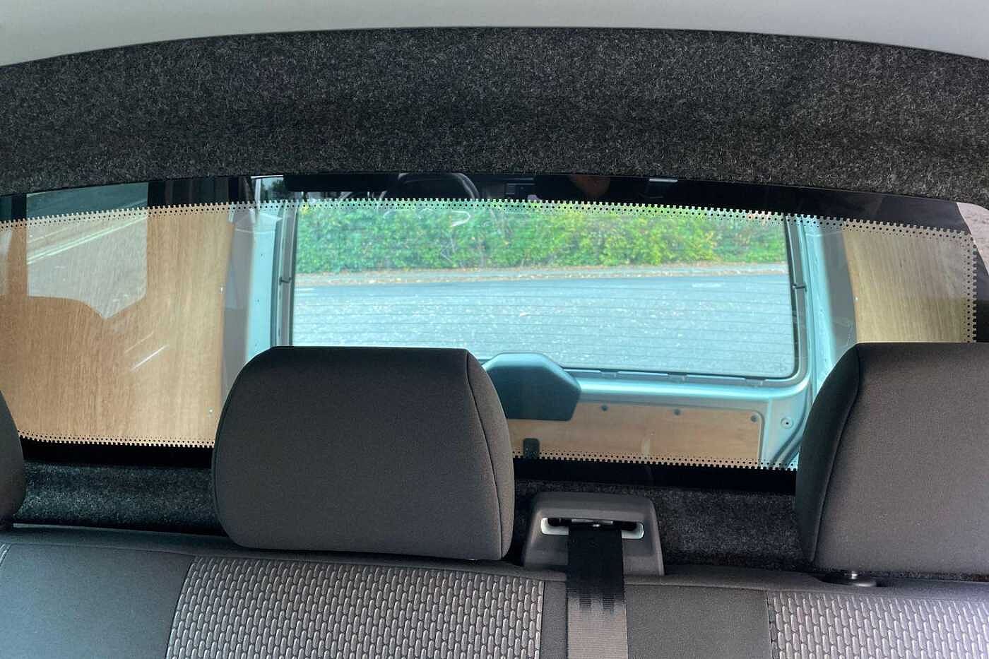 Volkswagen Transporter T30 Kombi Highline SWB 110 PS 2.0 TDI 5sp Manual