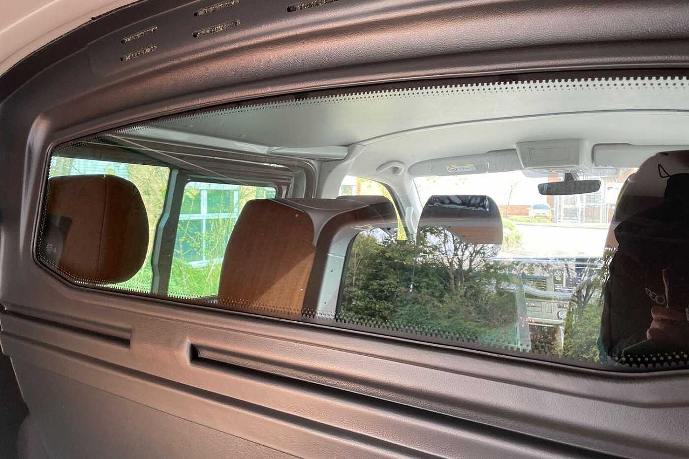 Volkswagen Transporter T30 Kombi Highline SWB 110 PS 2.0 TDI 5sp Manual