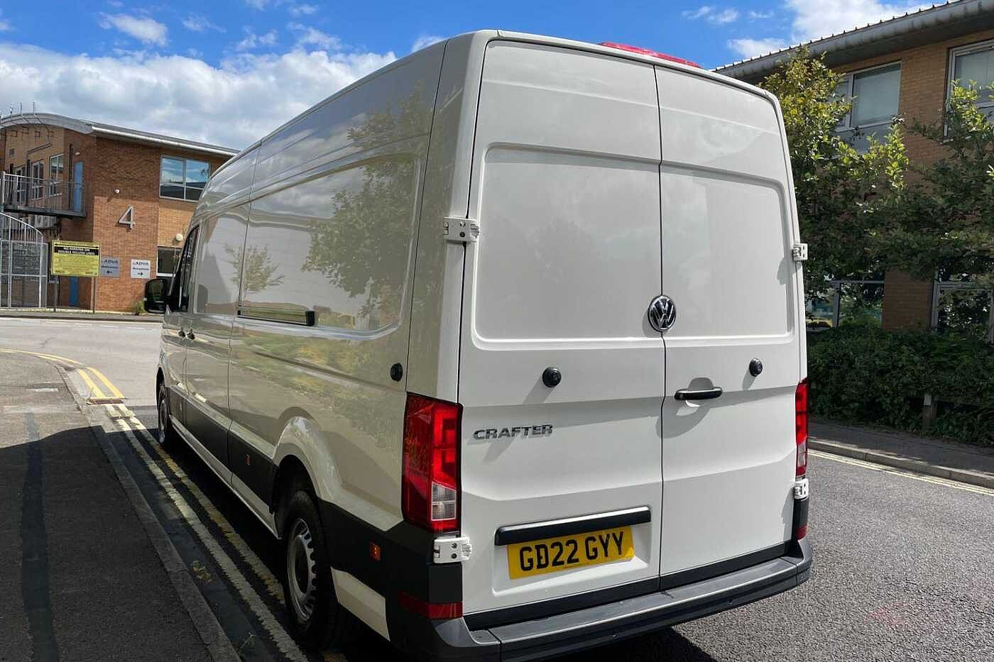Volkswagen Crafter CR35 LWB FWD 2.0 TDI 140PS Trendline High Roof Van
