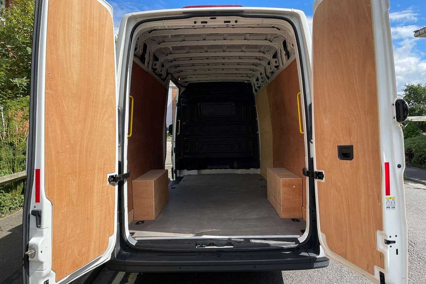 Volkswagen Crafter CR35 LWB FWD 2.0 TDI 140PS Trendline High Roof Van