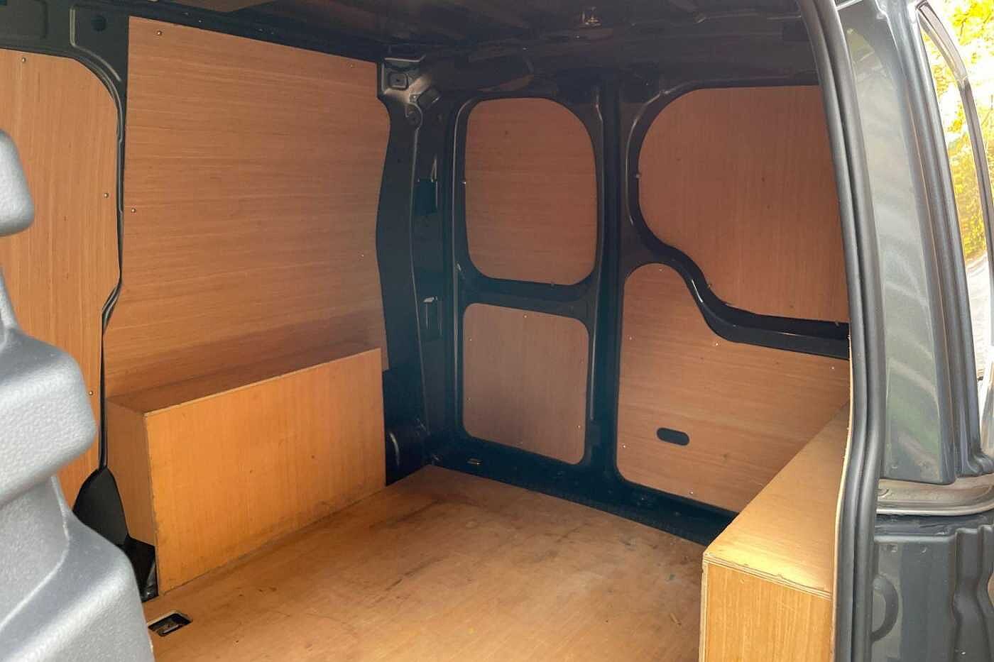 Volkswagen Caddy C20 Cargo Commerce Pro SWB 102