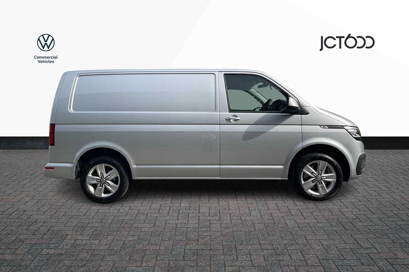 Volkswagen Transporter T32 SWB 2.0 BiTDI 204 Highline DSG
