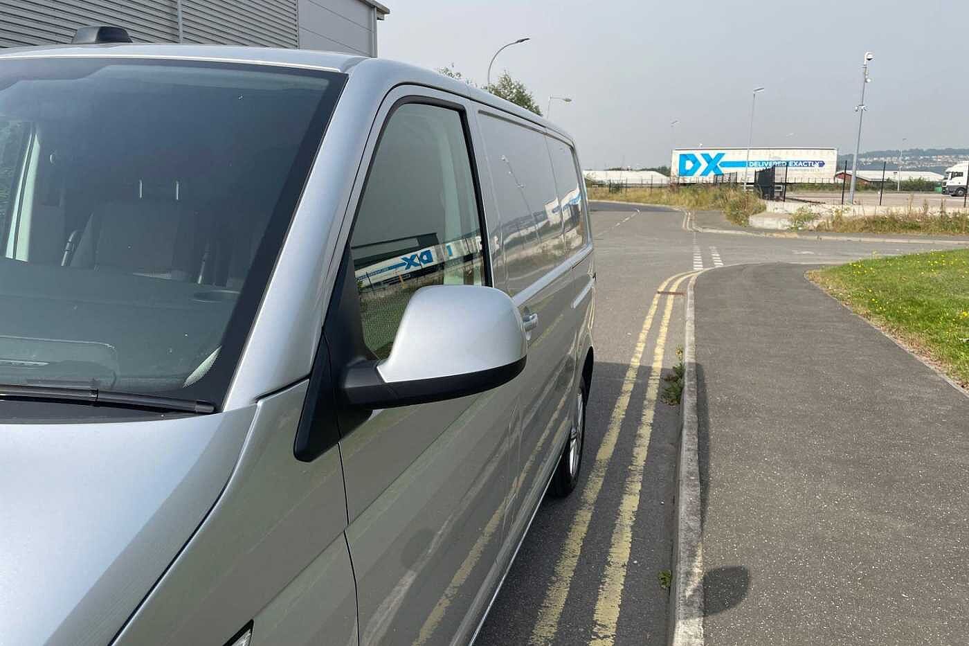 Volkswagen Transporter T32 SWB 2.0 BiTDI 204 Highline DSG