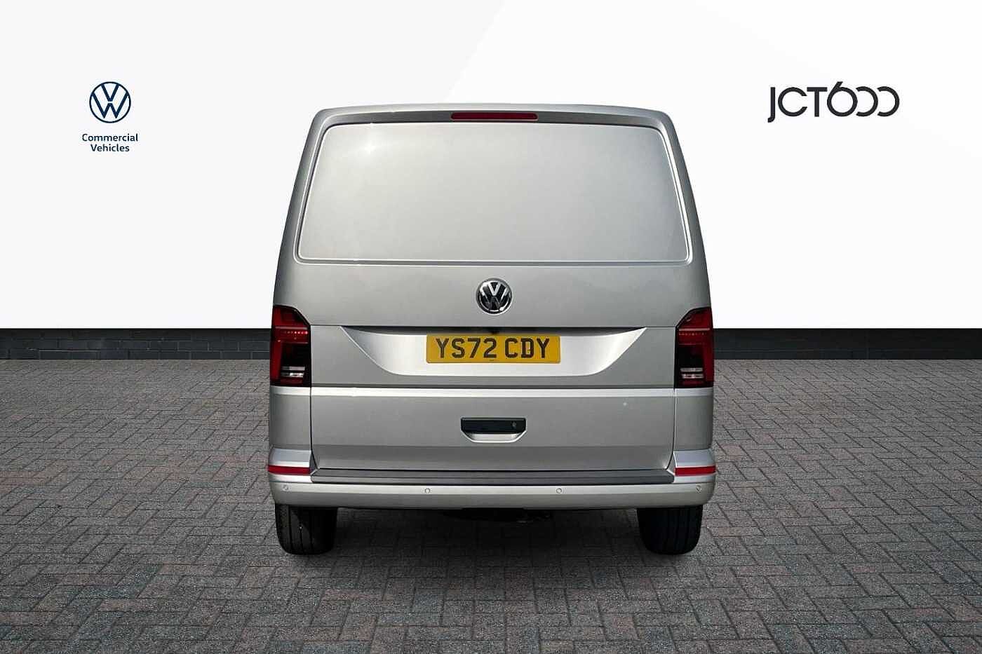 Volkswagen Transporter T32 SWB 2.0 BiTDI 204 Highline DSG