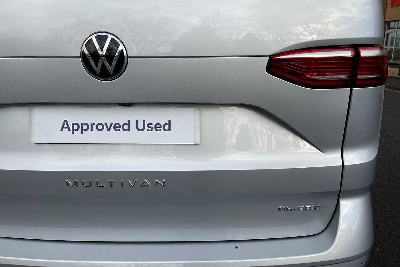 Volkswagen Multivan 1.4 TSI 13kWh Life MPV 5dr Petrol Plug-in Hybrid DSG L1 Euro 6 (s/s) (218 ps)