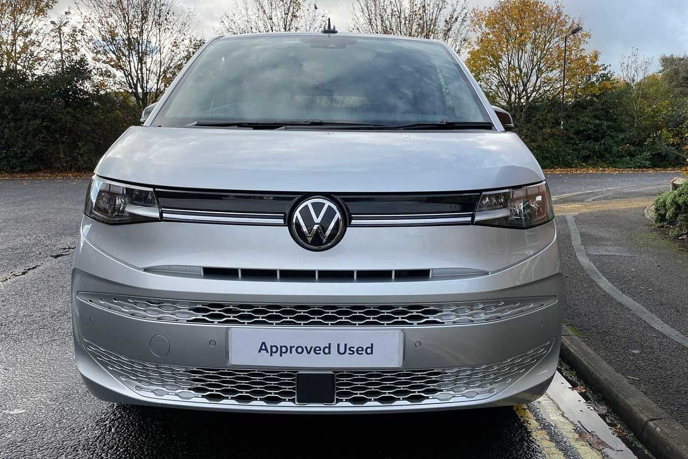 Volkswagen Multivan 1.4 TSI 13kWh Life MPV 5dr Petrol Plug-in Hybrid DSG L1 Euro 6 (s/s) (218 ps)