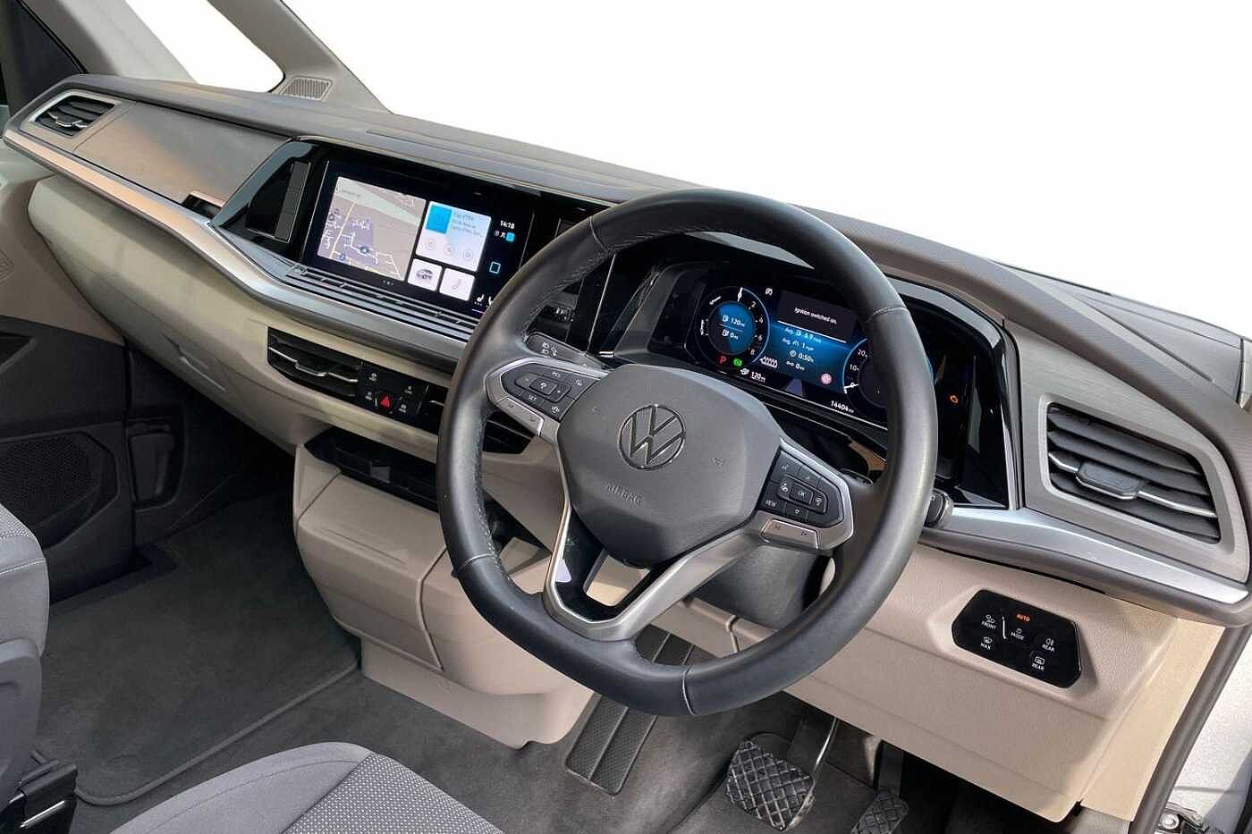 Volkswagen Multivan 1.4 TSI 13kWh Life MPV 5dr Petrol Plug-in Hybrid DSG L1 Euro 6 (s/s) (218 ps)